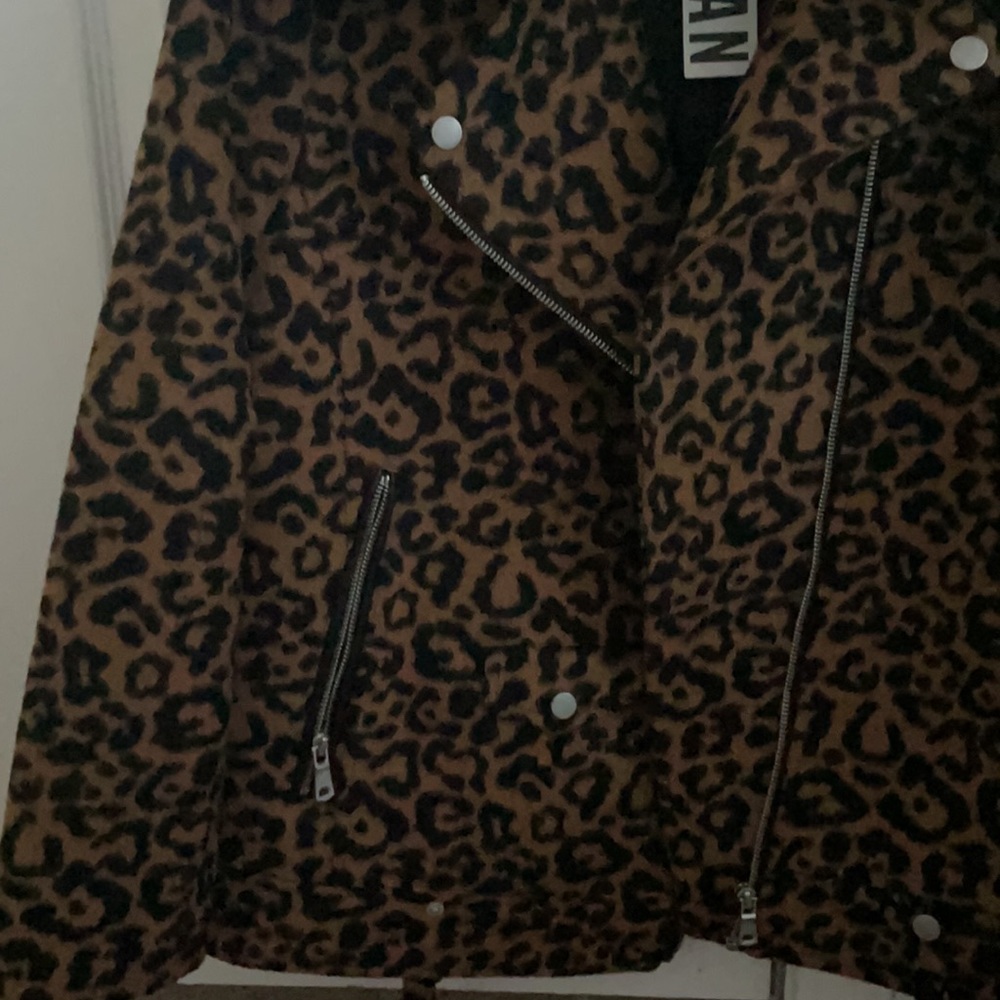 Leopard Print Jacket - Picture 3 of 5